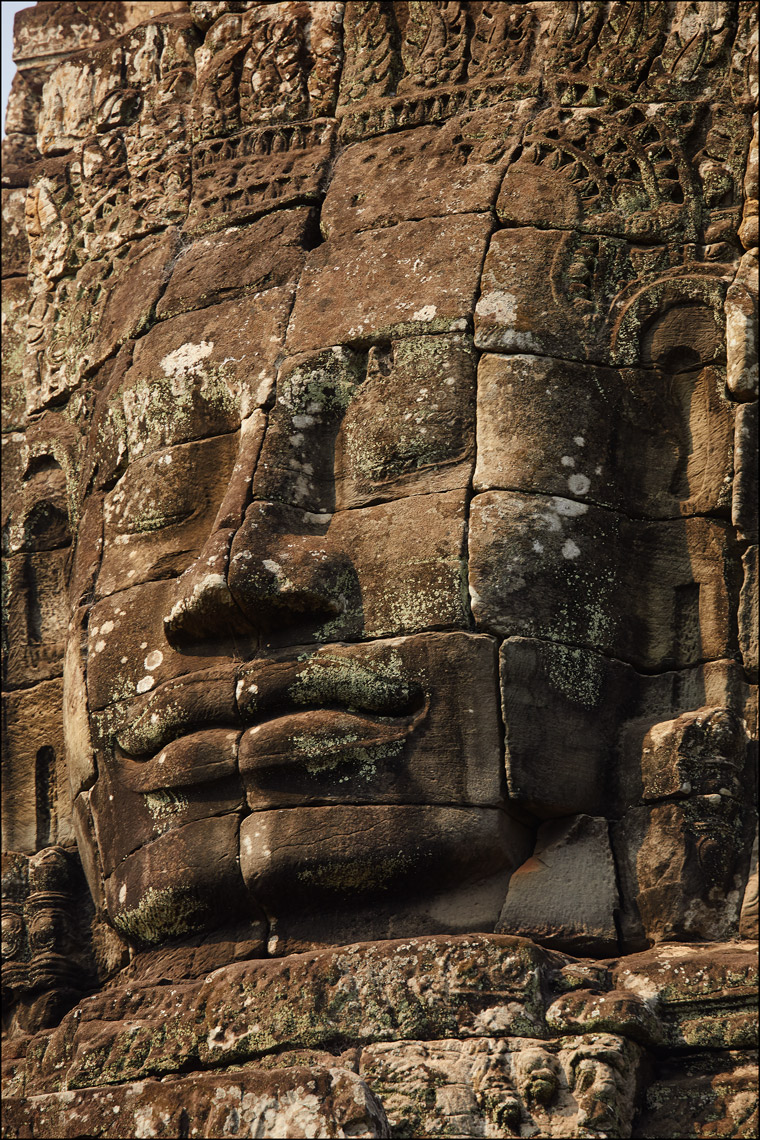 07_3250D-05B-Angkor-Thom-Bayon-Temple_8098