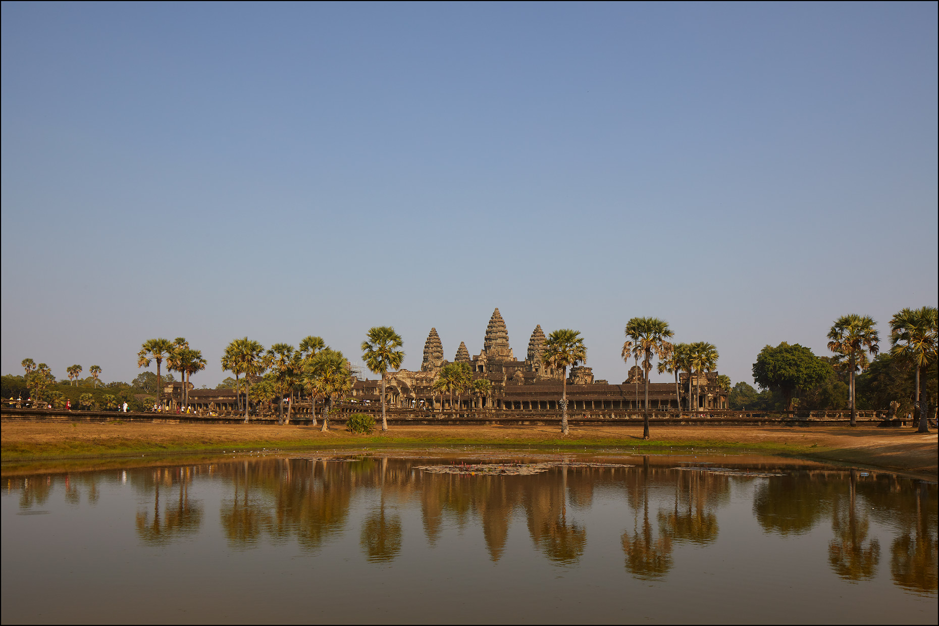 12_3250D-06-Angkor-Wat-Temple_8500